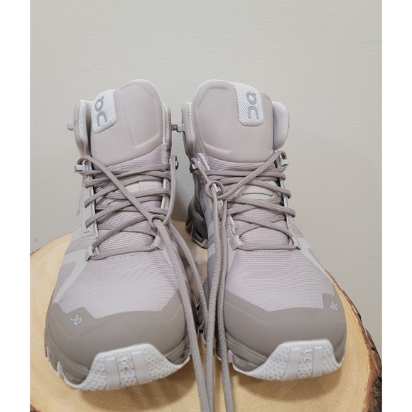 FREE PEOPLE × On Cloudrock Running  Waterproof Hiking Boots - Picture 7 of 13